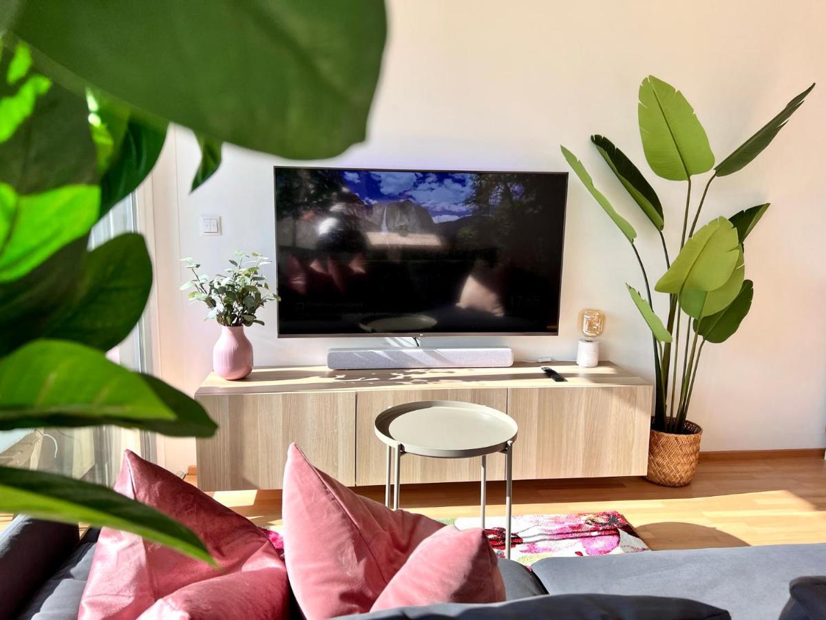 Flair Apartments Vorarlberg - Stilvolles Wohnen Nahe Bodensee & Alpen - Kueche, Balkon & Gratis Parkplatz Bregencja Zewnętrze zdjęcie