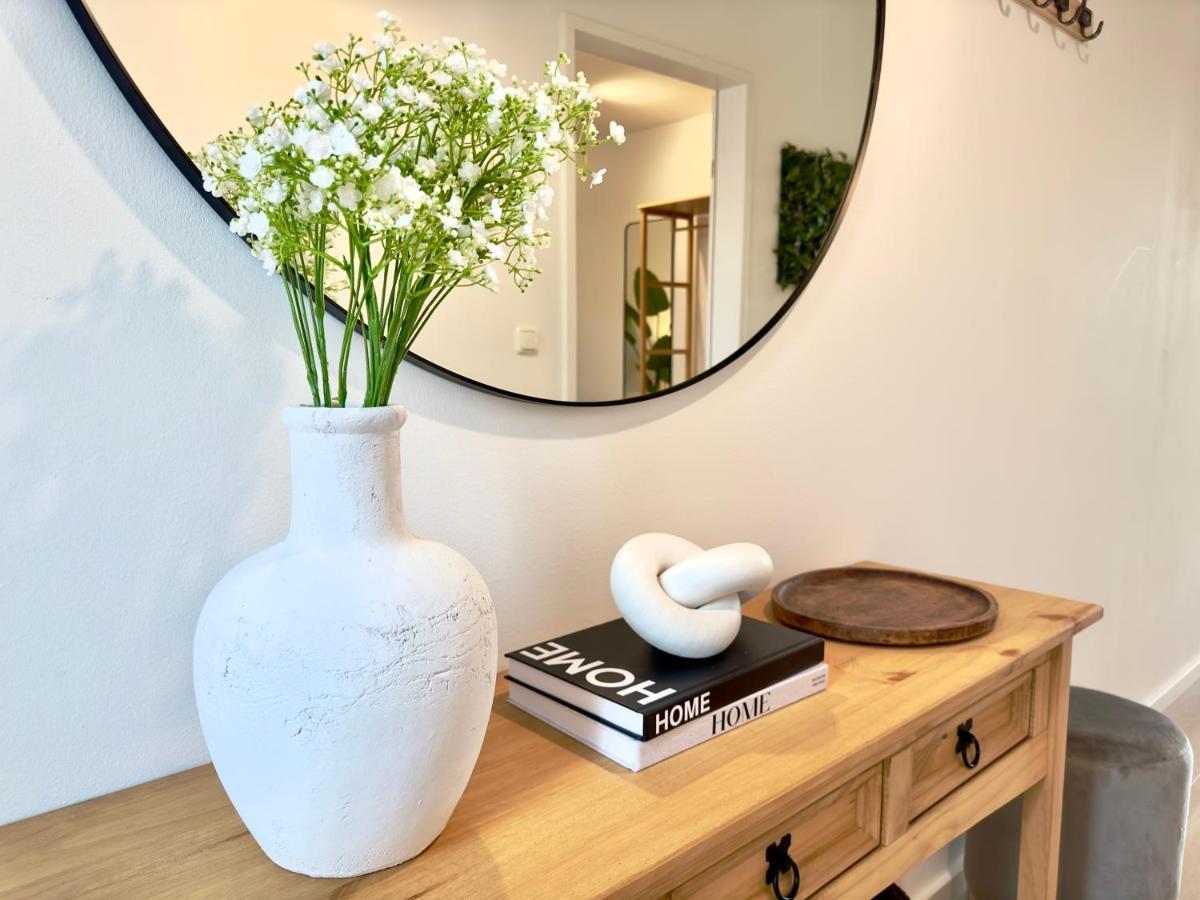 Flair Apartments Vorarlberg - Stilvolles Wohnen Nahe Bodensee & Alpen - Kueche, Balkon & Gratis Parkplatz Bregencja Zewnętrze zdjęcie