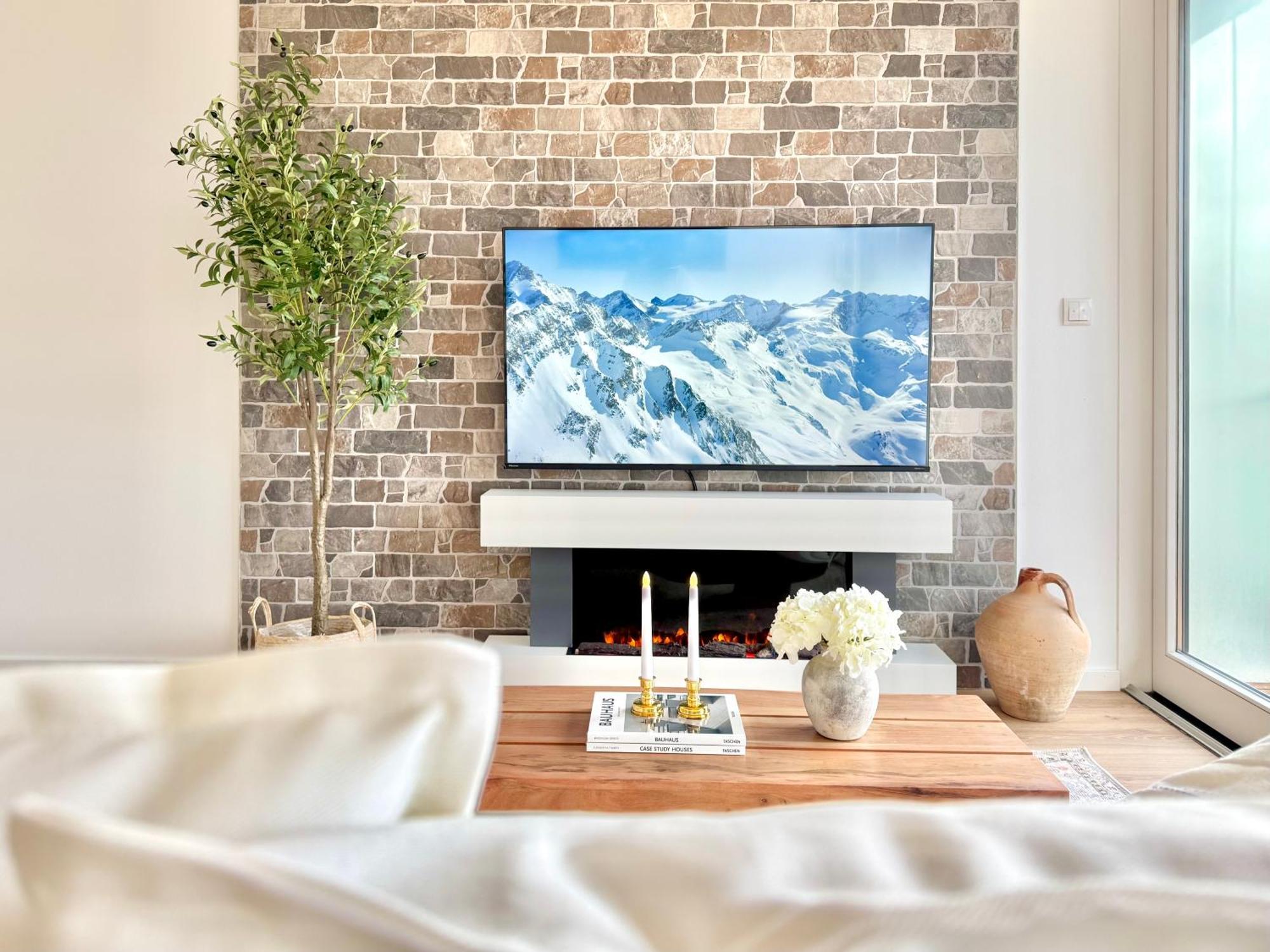 Flair Apartments Vorarlberg - Stilvolles Wohnen Nahe Bodensee & Alpen - Kueche, Balkon & Gratis Parkplatz Bregencja Zewnętrze zdjęcie